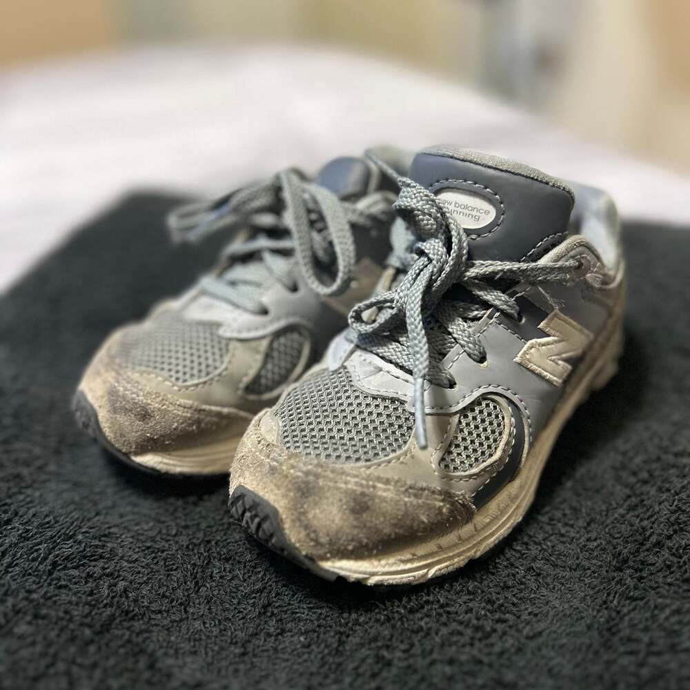 New Balance 2002R Toddler Sneakers in Steel Lead (IC2002ST)